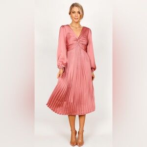 Petal & Pup Noelle Twist Front Pleated Midi Dress Blush